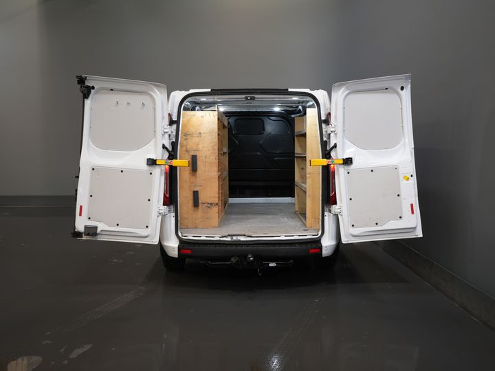 Ford Transit Custom Van 2.0 TDCI 130 CV L2 Carplay/ 2.8t Towingverm./ Seatverw./ Airco/ Navi/ Camera/ Cruise/ PDC