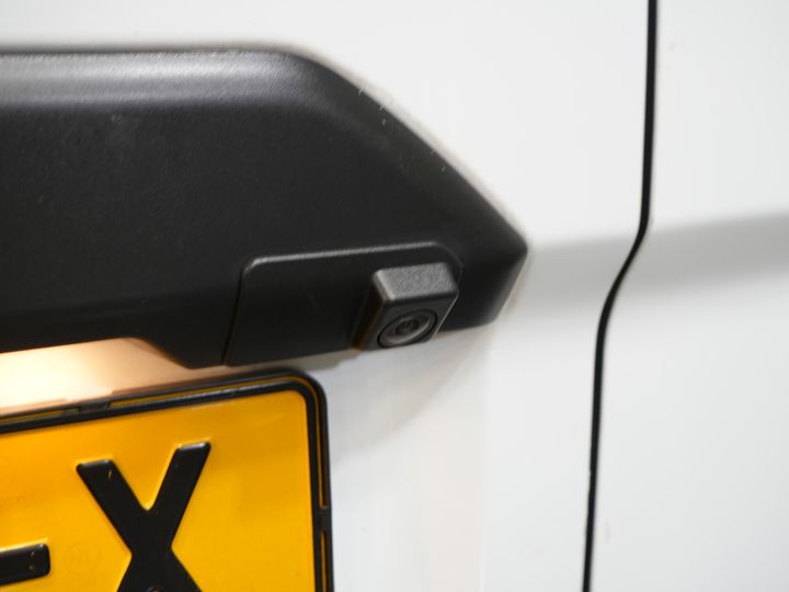 Ford Transit Custom Van 2.0 TDCI 130 CV L2 Carplay/ 2.8t Towingverm./ Seatverw./ Airco/ Navi/ Camera/ Cruise/ PDC