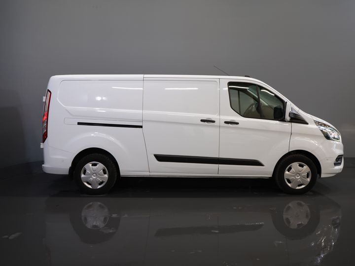 Ford Transit Custom Van 2.0 TDCI 130 CV L2 Carplay/ 2.8t Towingverm./ Seatverw./ Airco/ Navi/ Camera/ Cruise/ PDC