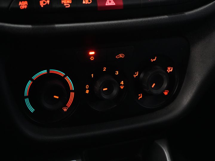 Fiat Dobló Cargo Bestelbus 1.3 MJ BPM VRIJ! (DEMO) NL Auto/ Airco/ Bluetooth/ Betimmering/ Trekhaak