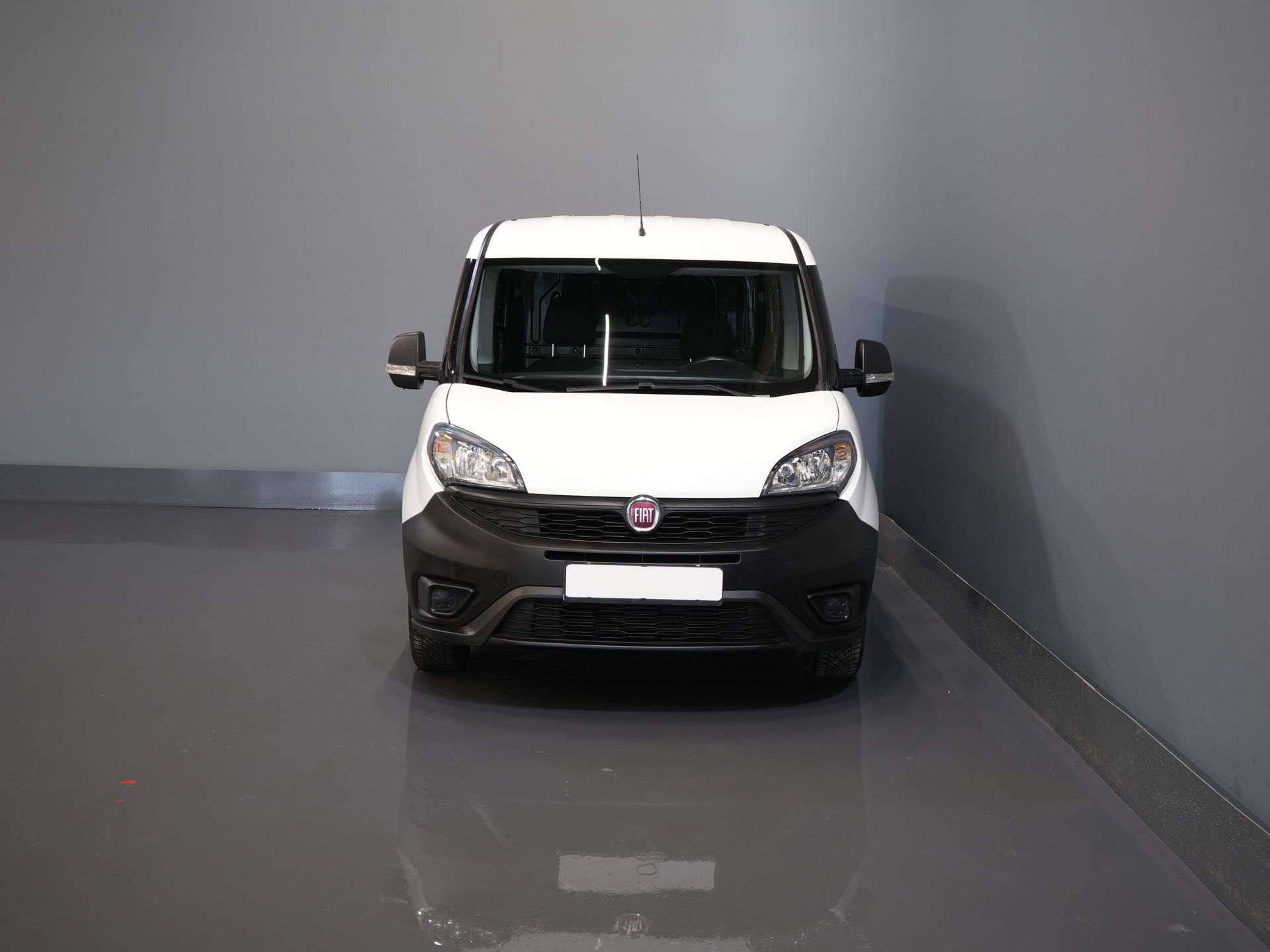 Fiat Dobló Cargo Bestelbus 1.3 MJ BPM VRIJ! (DEMO) NL Auto/ Airco/ Bluetooth/ Betimmering/ Trekhaak