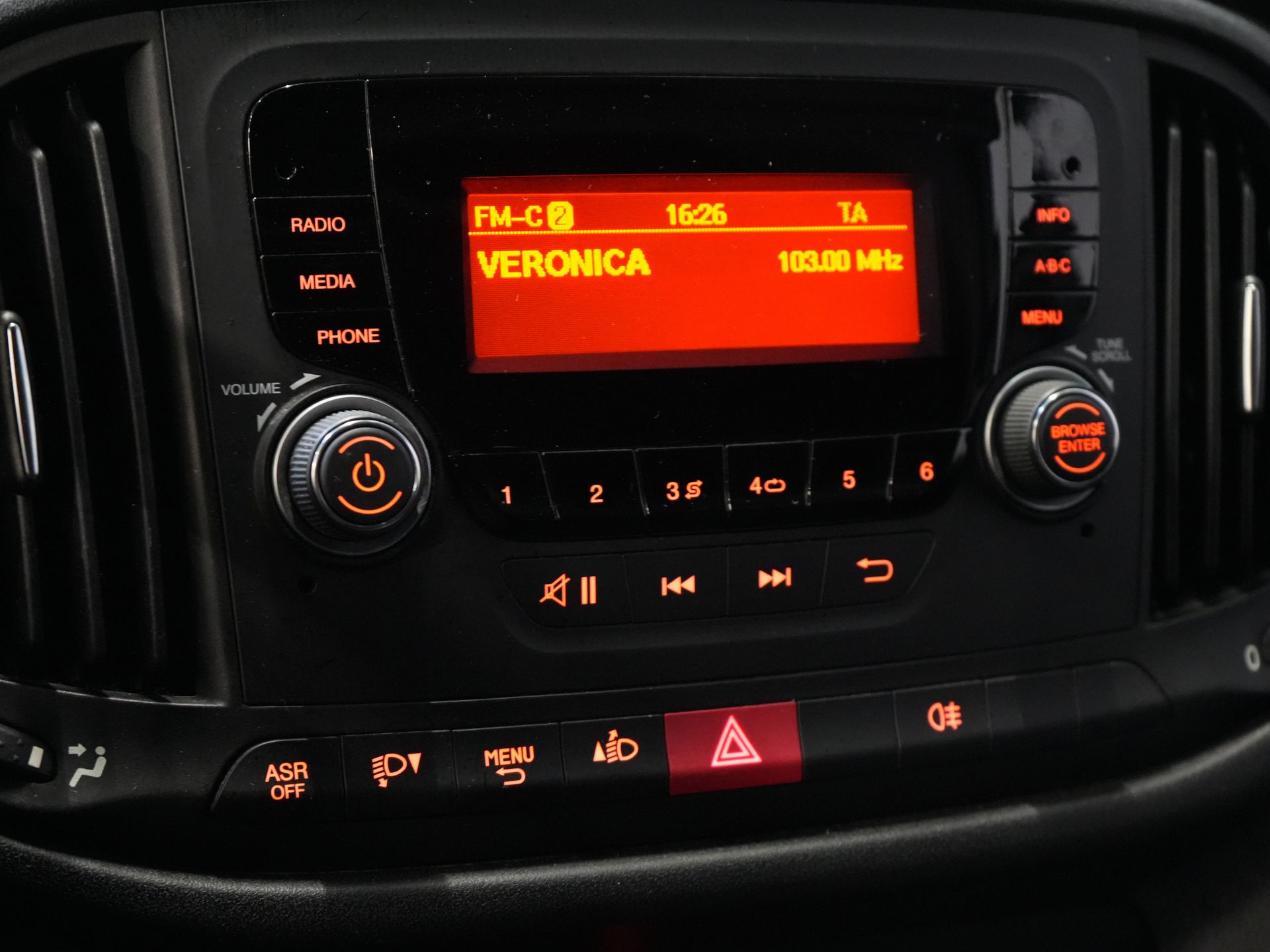 Fiat Dobló Cargo Bestelbus 1.3 MJ BPM VRIJ! (DEMO) NL Auto/ Airco/ Bluetooth/ Betimmering/ Trekhaak