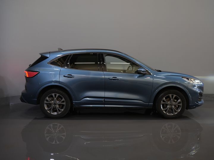 Ford Kuga SUV 2.5 PHEV 225 pk ST-Line LED/ Head-Up/ Adapt.cruise/ Standkachel/ Keyless/ Elek.klep/ Stoelverw/ Stuurverw./ Carplay/ Navi/ Clima