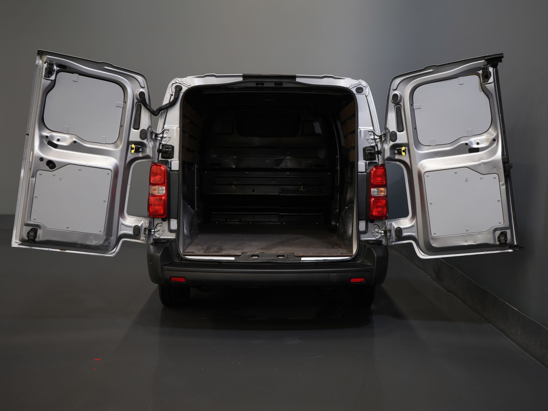 Peugeot Expert Van (Fiat Scudo) 2.0 MJ 145 ch L3 BPM GRATUIT ! Adapt.Cruise/ Climat/ Keyless/ Carplay/ Caméra/ PDC