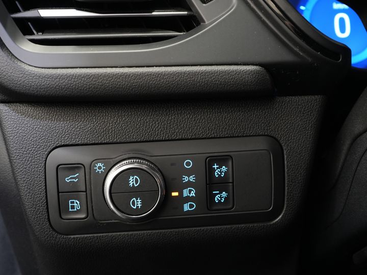 Ford Kuga SUV 2.5 PHEV 225 pk ST-Line LED/ Head-Up/ Adapt.cruise/ Keyless/ Elek.klep/ Stoelverw/ Stuurverw./ Carplay/ Navi/ Climate/ PDC