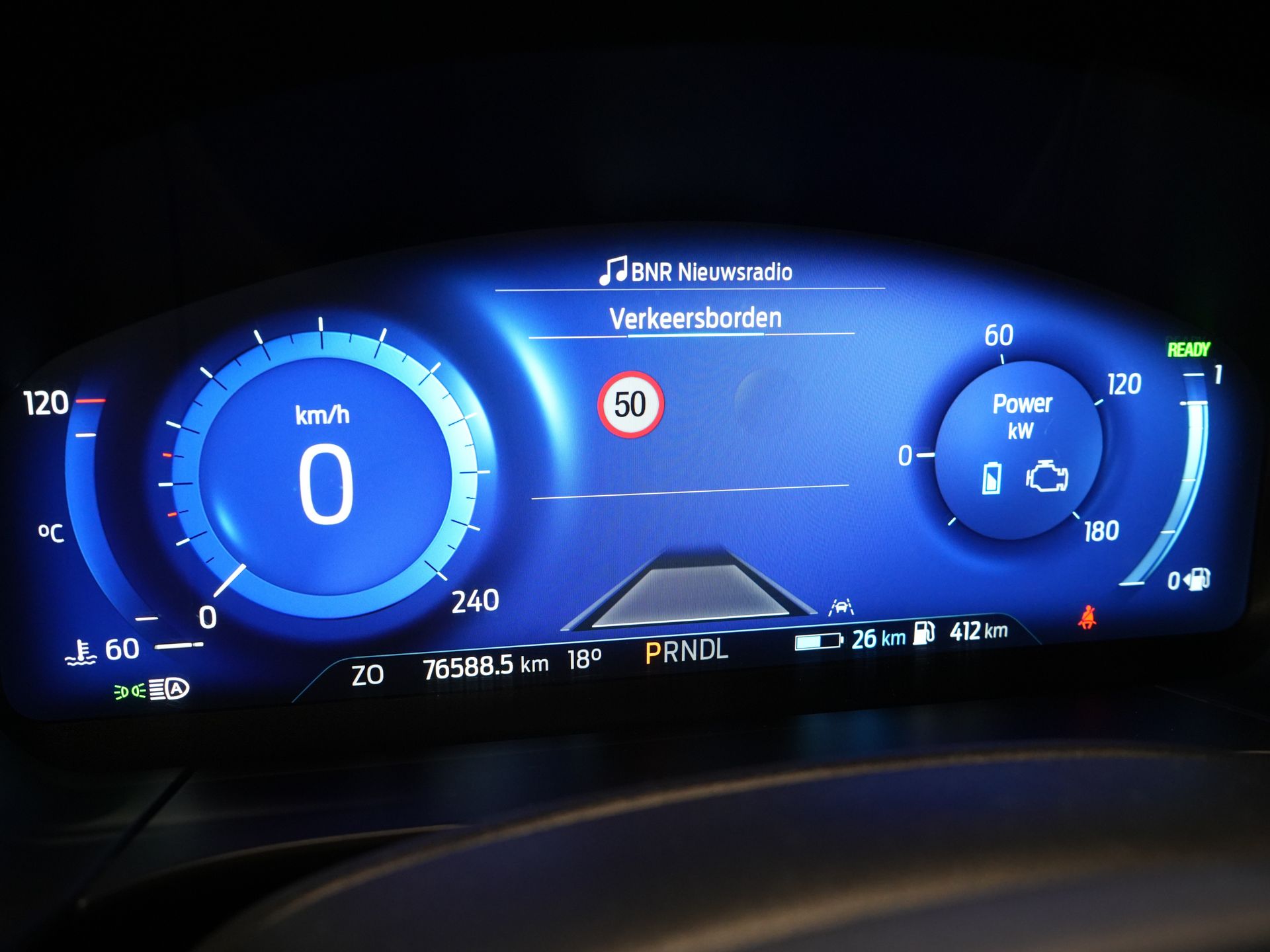 Ford Kuga SUV 2.5 PHEV 225 pk ST-Line LED/ Head-Up/ Adapt.cruise/ Keyless/ Elek.klep/ Stoelverw/ Stuurverw./ Carplay/ Navi/ Climate/ PDC