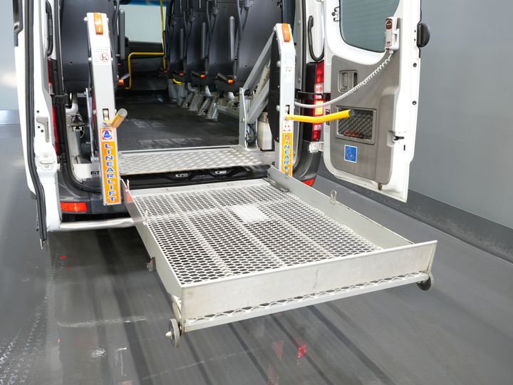 Mercedes-Benz Sprinter Personenvervoer 313 2.2 CDI L2H2 €9.922 Incl. BTW BPM VRIJ! EXPORT Combi/ 9 Persoons/ Kombi/ 9P/ Airco/ Rolstoellift