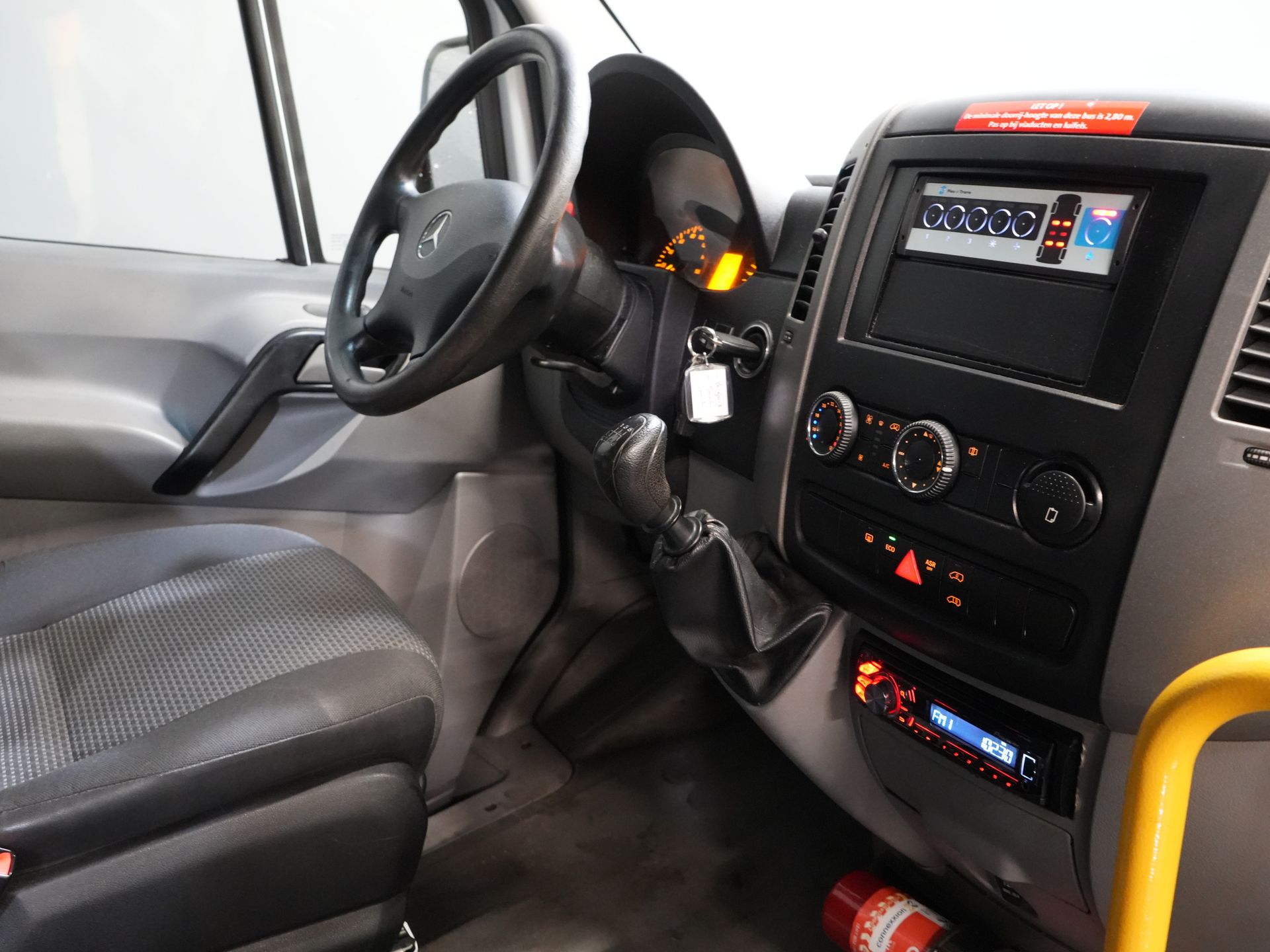 Mercedes-Benz Sprinter Personenvervoer 313 2.2 CDI L2H2 €9.922 Incl. BTW BPM VRIJ! EXPORT Combi/ 9 Persoons/ Kombi/ 9P/ Airco/ Rolstoellift