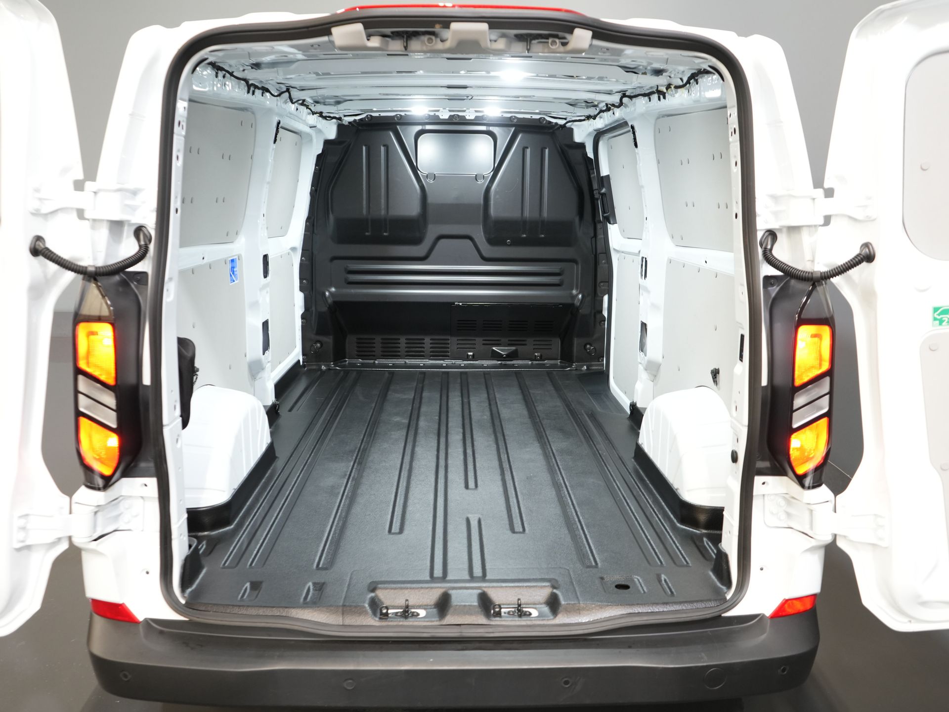 Ford Transit Custom Van 2.0 TDCI 136 CV Aut. L2 Trend BPM GRATIS! LED/ Carplay/ Telecamera/ Clima/ PDC/ Crociera