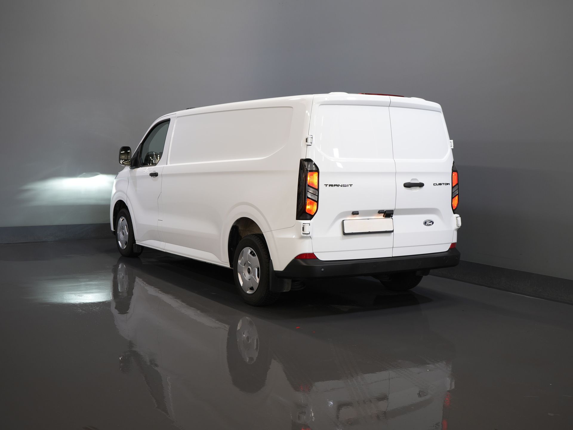 Ford Transit Custom Van 2.0 TDCI 136 CV Aut. L2 Trend BPM GRATIS! LED/ Carplay/ Telecamera/ Clima/ PDC/ Crociera