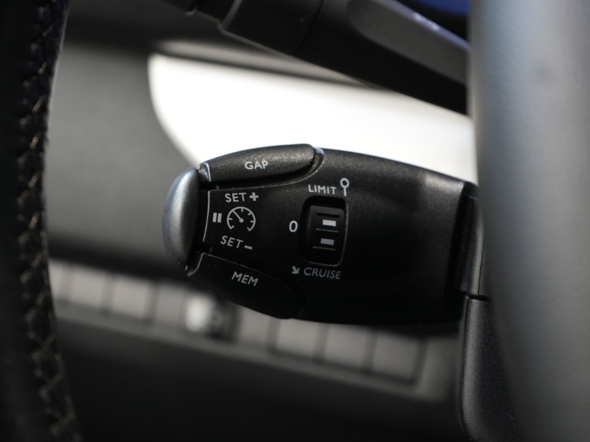 Fiat Scudo Furgoneta 2.0 MJ 145 CV L3 BPM ¡GRATIS! Adapt.Cruise/ Clima/ Keyless/ Carplay/ Cámara/ PDC