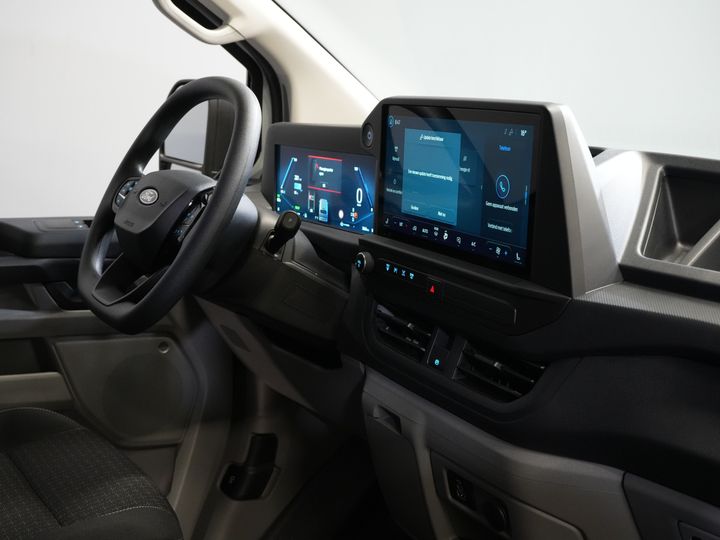 Ford E-Transit Custom Van Trend 65 кВт/год 330 км пробігу 218 к.с. Гарантія до 2027 р. / Світлодіоди / Підігрів підставки / Швидка зарядка / 2.3т тягово-зчіпний пристрій / Підігрів сидінь / Carplay / Клімат-контроль / Ка