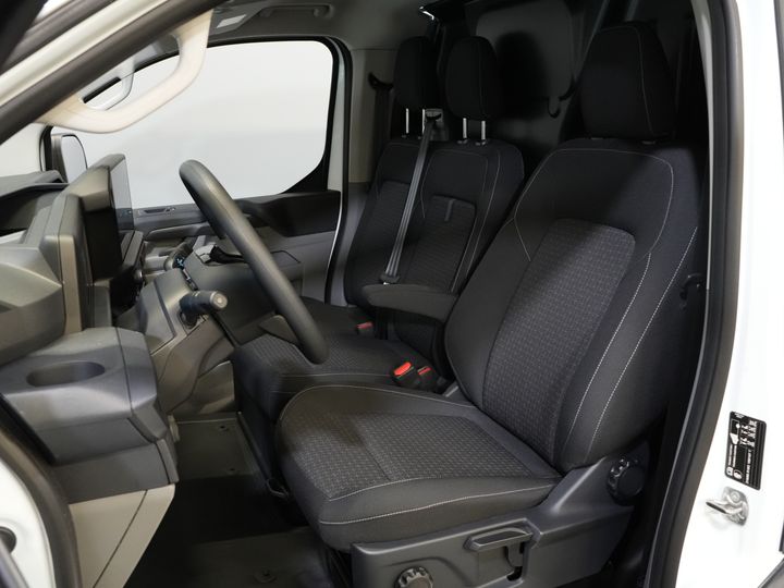 Ford E-Transit Custom Van Trend 65 кВт/год 330 км пробігу 218 к.с. Гарантія до 2027 р. / Світлодіоди / Підігрів підставки / Швидка зарядка / 2.3т тягово-зчіпний пристрій / Підігрів сидінь / Carplay / Клімат-контроль / Ка