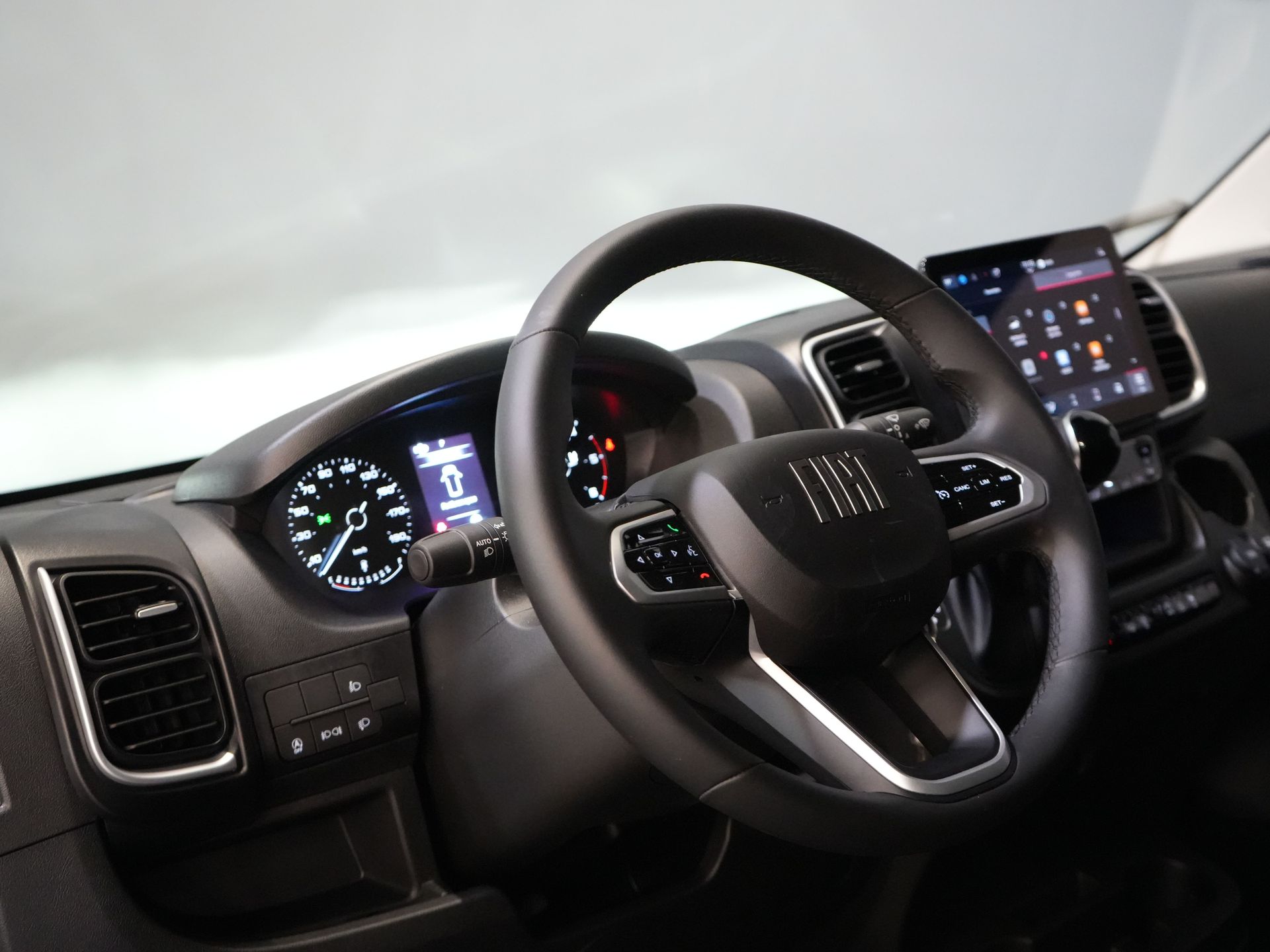 Citroën Jumper Bestelbus (Fiat Ducato) 2.2 MJ 140 pk Aut. ZF L2H2 BPM VRIJ! LED/ Carplay/ LMV/ Climate/ Navi/ Camera/ Cruise