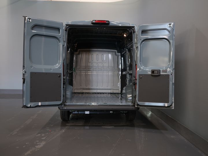 Citroën Jumper Bestelbus (Fiat Ducato) 2.2 MJ 140 pk Aut. ZF L2H2 BPM VRIJ! LED/ Carplay/ LMV/ Climate/ Navi/ Camera/ Cruise