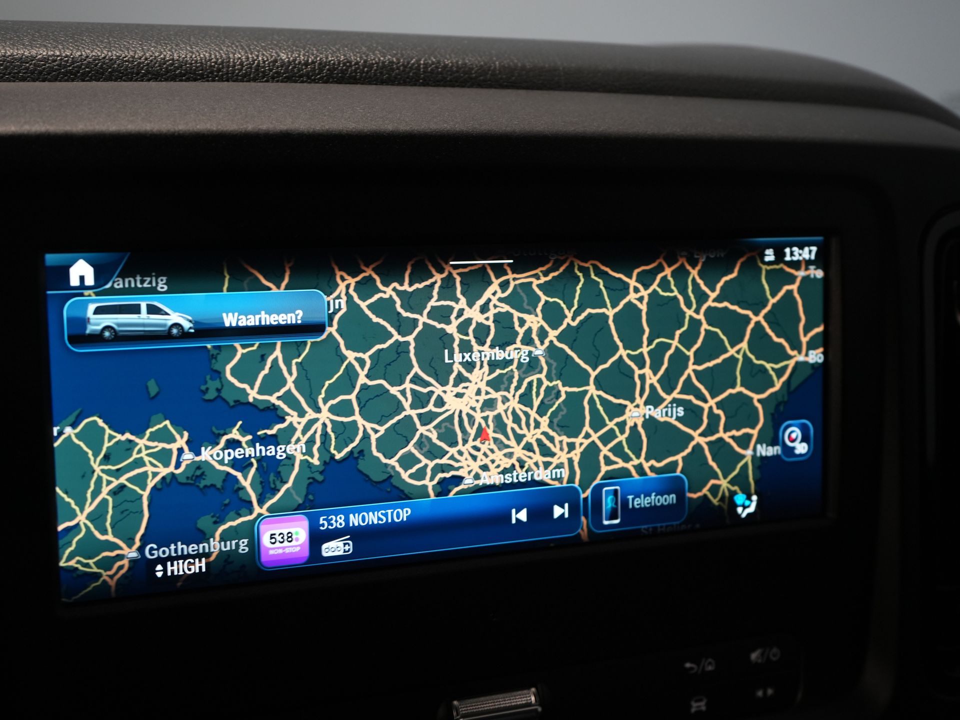 Mercedes-Benz Vito Van 119 CDI Aut. L2 LED/ 2.5t Towing capacity/ 270Gr. Doors/ Seat heating/ Carplay/ Camera/ Tow bar/ Cruise control/ PDC/ DAB