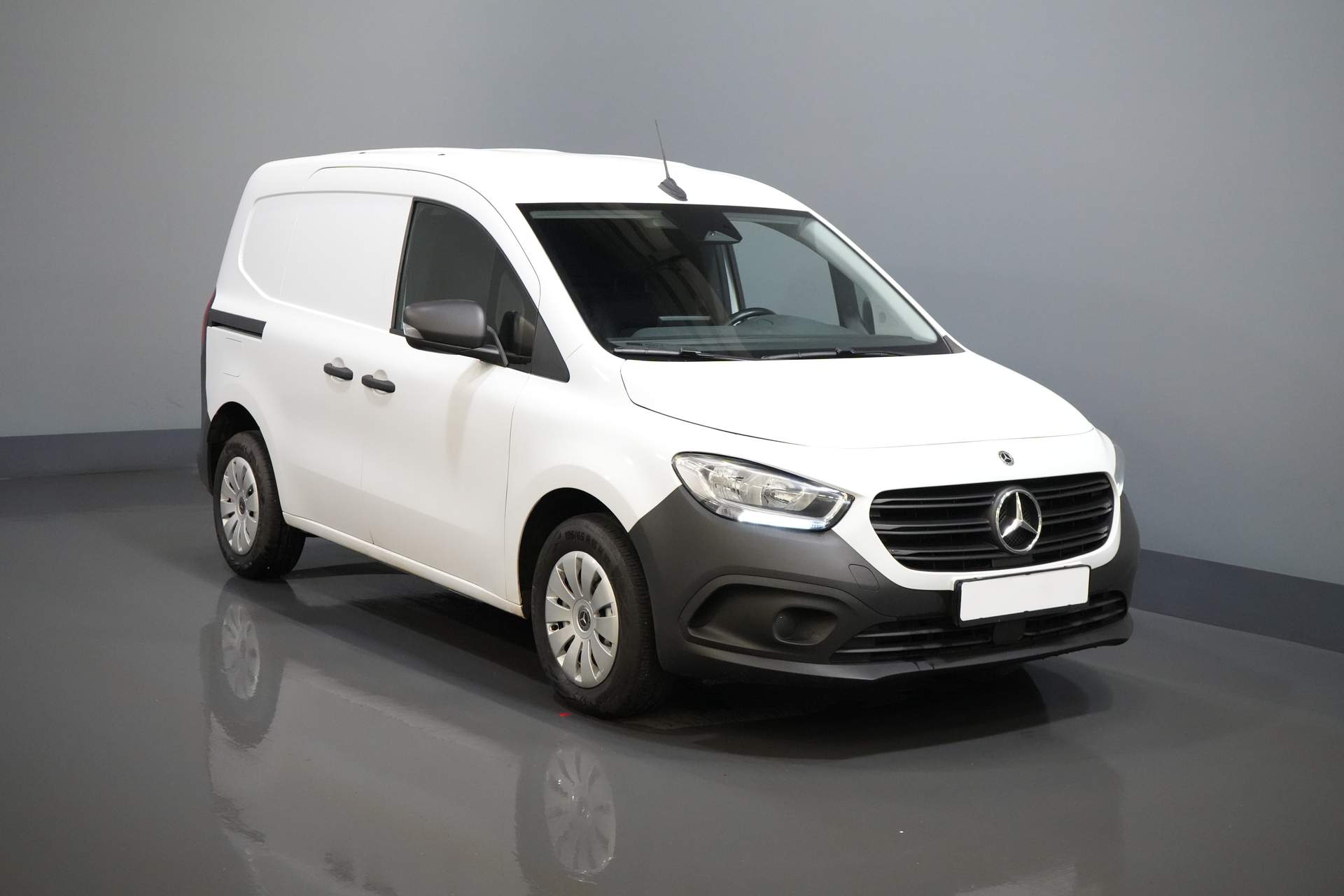 Mercedes-Benz Citan Van DEMO 110 CDI 100 к.с. LMV/ MBUX/ Carplay/ Cruise/ Camera/ Seatverw.