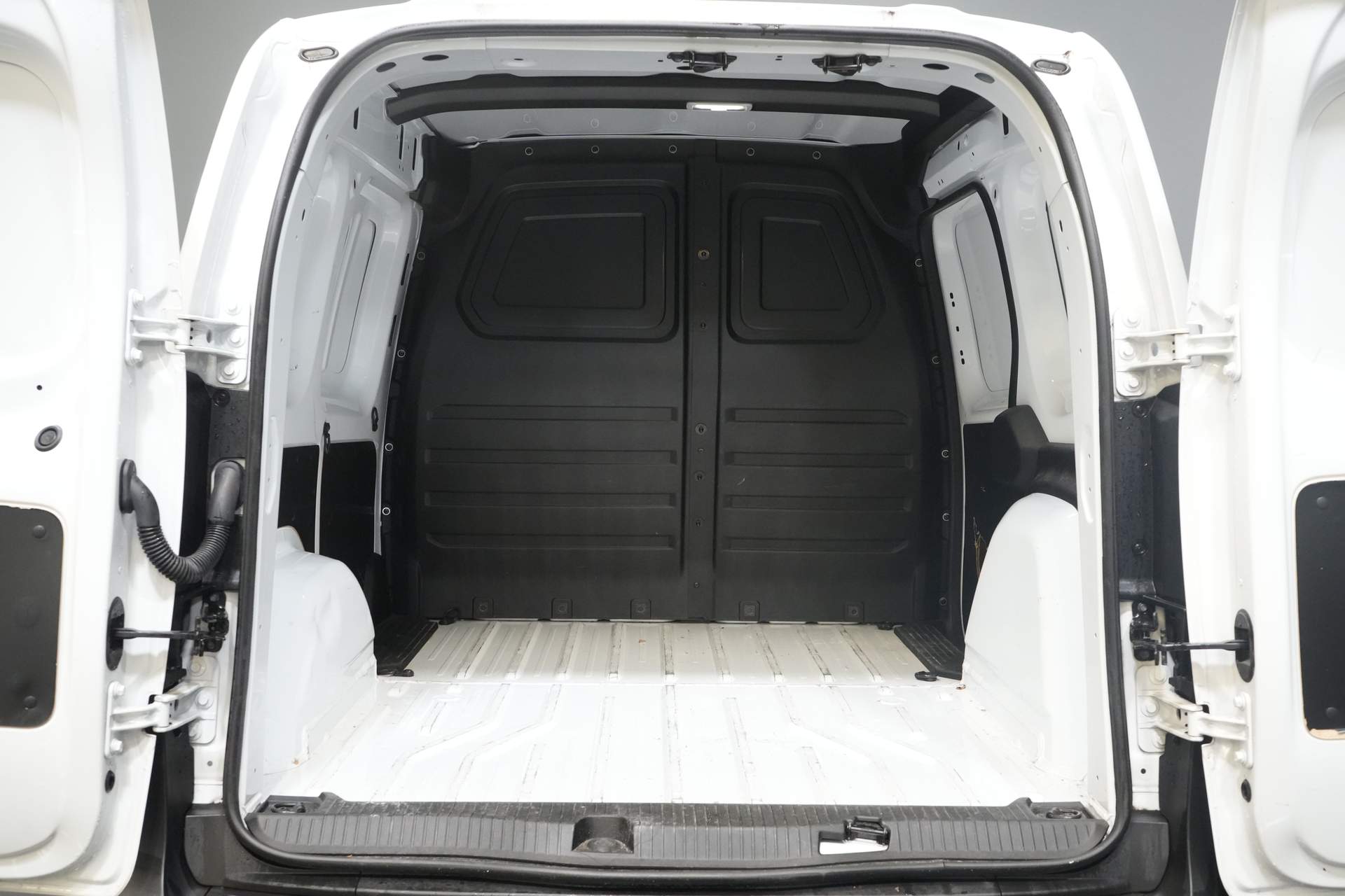 Mercedes-Benz Citan Van DEMO 110 CDI 100 к.с. LMV/ MBUX/ Carplay/ Cruise/ Camera/ Seatverw.