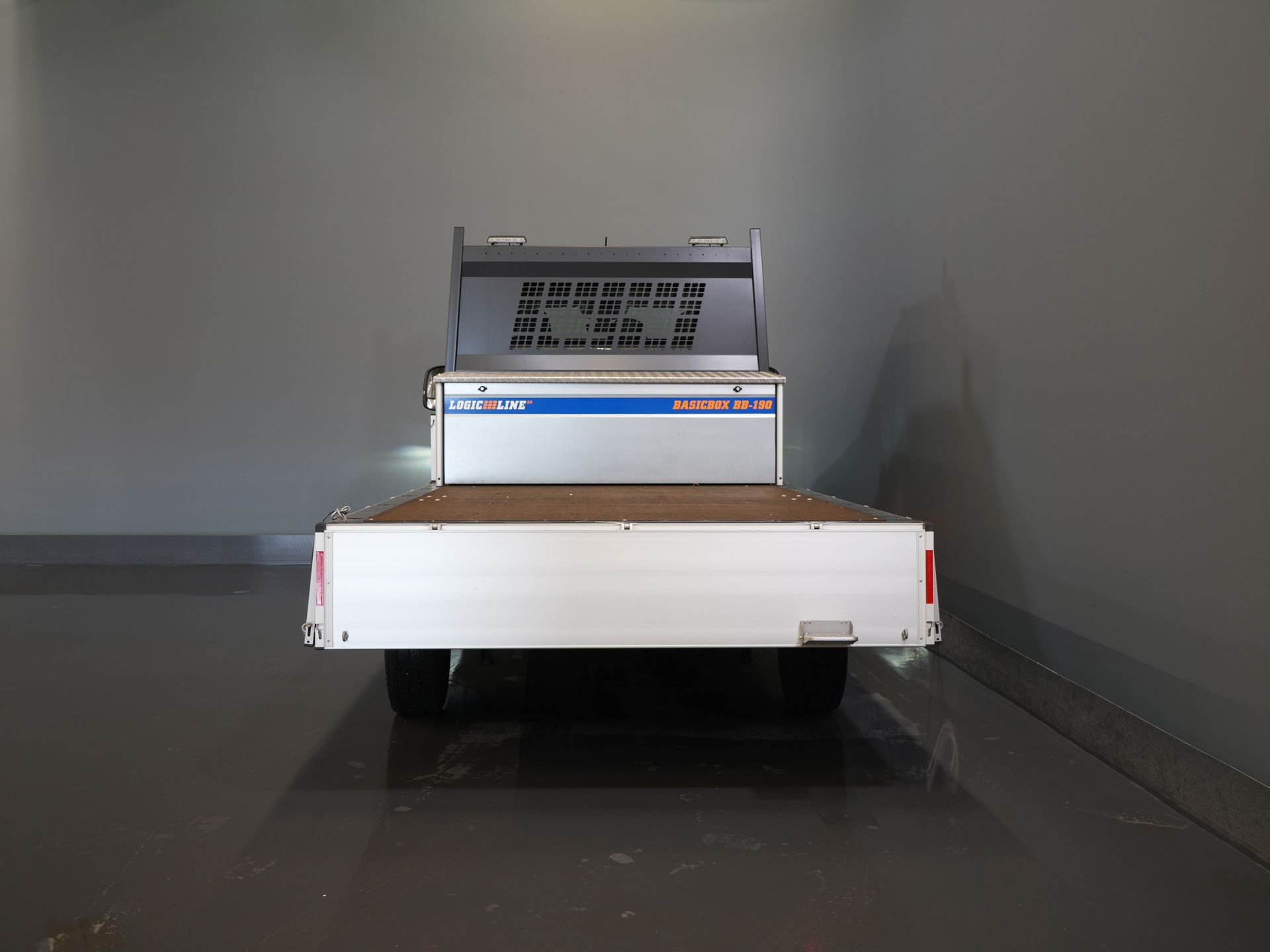 Volkswagen Crafter Відкрита вантажна платформа (MAN TGE) 2.0 DSG Авт. Відкритий вантажний кузов 340x204x40/ Фейсліфтинг/ LED/ Віртуальний кокпіт/ Carplay/ Підйомник/ Камера/ Клімат/ ЦЗ/ Круїз