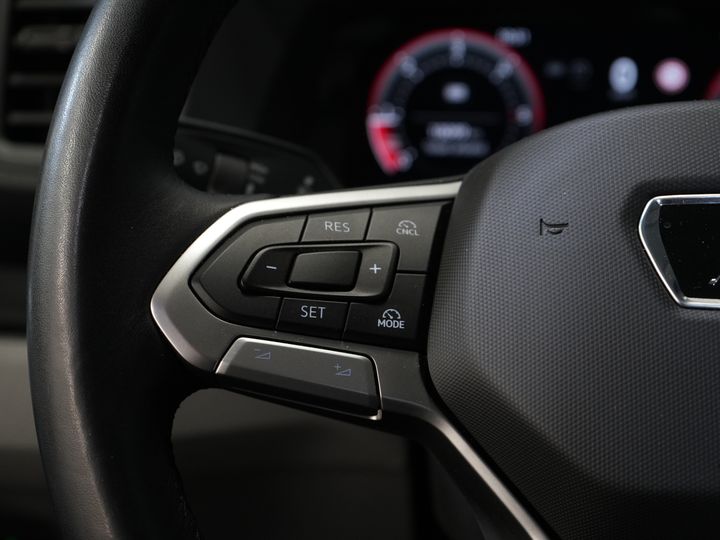 Volkswagen Crafter Відкрита вантажна платформа (MAN TGE) 2.0 DSG Авт. Відкритий вантажний кузов 340x204x40/ Фейсліфтинг/ LED/ Віртуальний кокпіт/ Carplay/ Підйомник/ Камера/ Клімат/ ЦЗ/ Круїз