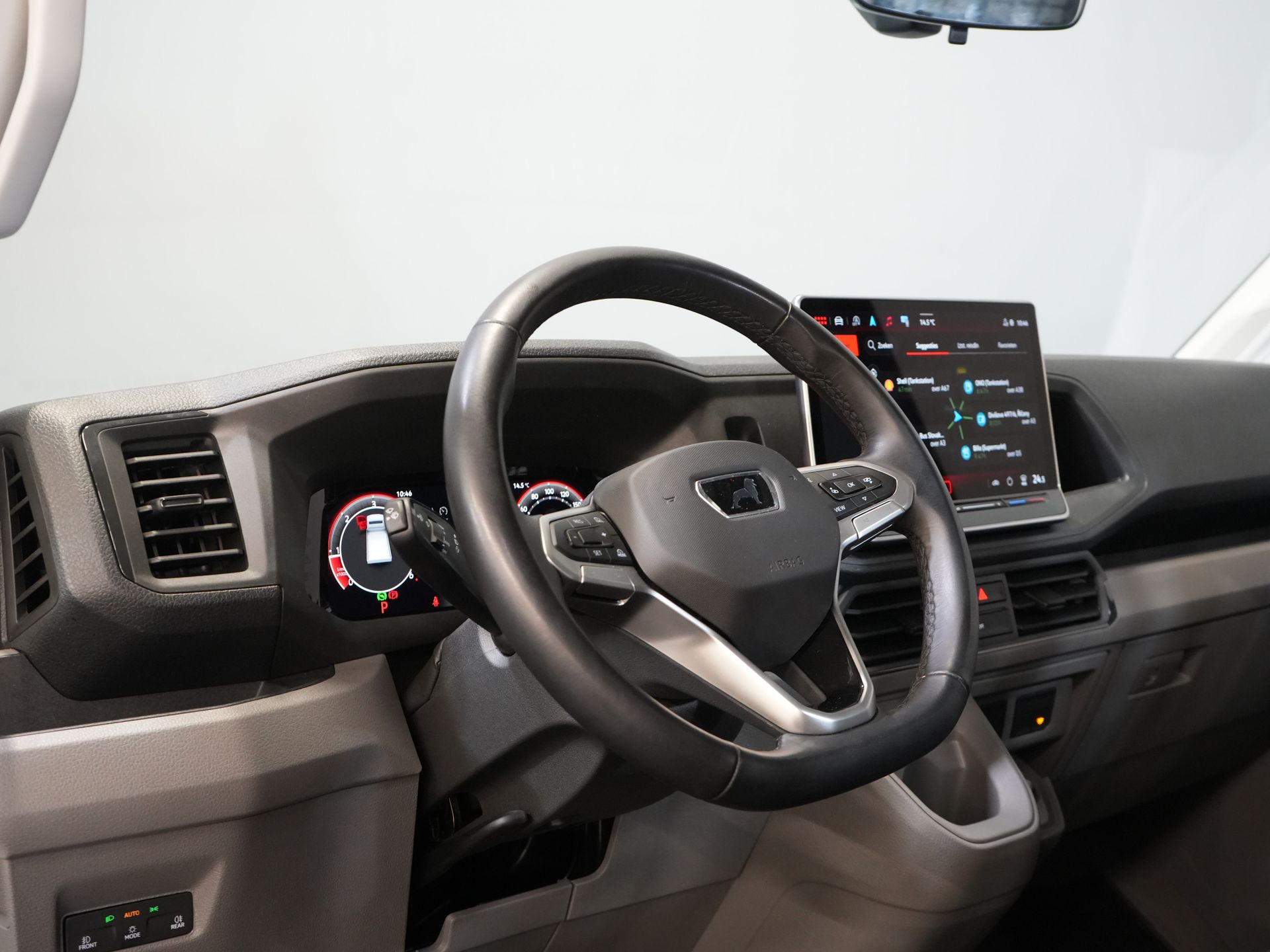 Volkswagen Crafter Відкрита вантажна платформа (MAN TGE) 2.0 DSG Авт. Відкритий вантажний кузов 340x204x40/ Фейсліфтинг/ LED/ Віртуальний кокпіт/ Carplay/ Підйомник/ Камера/ Клімат/ ЦЗ/ Круїз