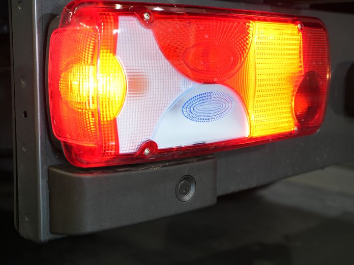 Volkswagen Crafter Відкрита вантажна платформа (MAN TGE) 2.0 DSG Авт. Відкритий вантажний кузов 340x204x40/ Фейсліфтинг/ LED/ Віртуальний кокпіт/ Carplay/ Підйомник/ Камера/ Клімат/ ЦЗ/ Круїз