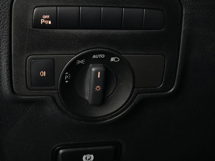 Mercedes-Benz Vito Bestelbus 114 CDI Aut. L3 XL DC Dubbele Cabine BPM VRIJ! LED/ Climate/ Navi/ Carplay/ Camera/ PDC/ Cruise
