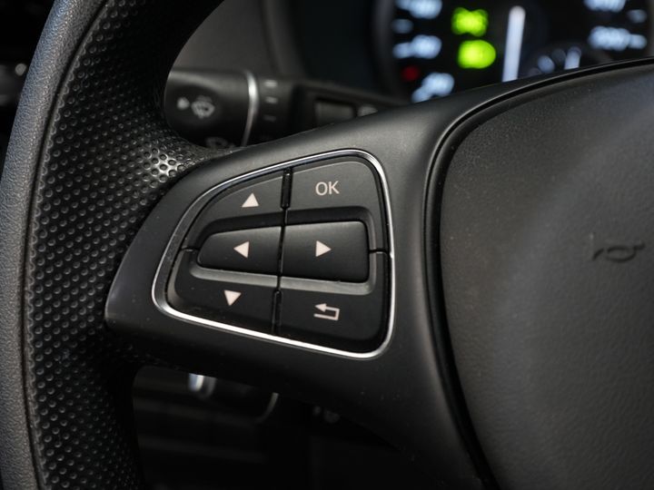 Mercedes-Benz Vito Bestelbus 114 CDI Aut. L3 XL DC Dubbele Cabine BPM VRIJ! LED/ Climate/ Navi/ Carplay/ Camera/ PDC/ Cruise