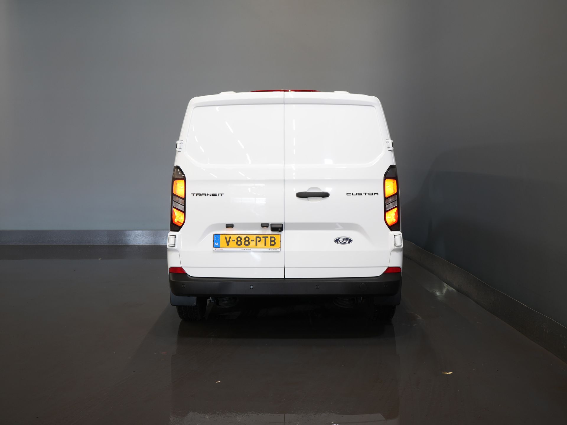 Ford Transit Custom Bestelbus 2.0 TDCI L2 Trend LED/ Carplay/ Camera/ Climate/ PDC/ Cruise/ DAB