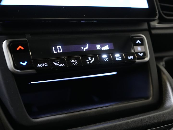 Opel Movano Bestelbus 35 2.2 CDTI 140 pk Aut. ZF L2H2 BPM VRIJ! Virtual Cockpit/ Carplay/ Climate/ 270Gr. Deuren/ Navi/ Camera/ Cruise/ PDC/ DAB