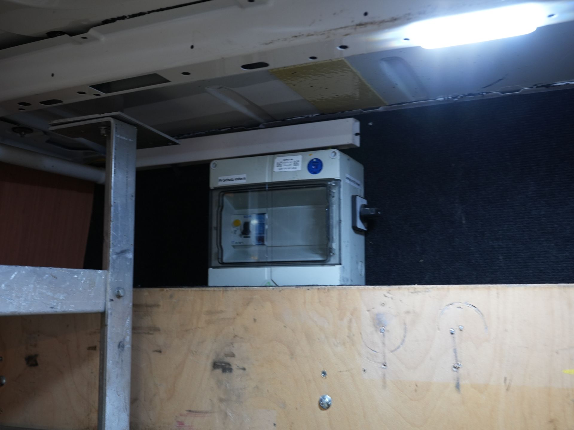 Volkswagen Crafter Van 2.0 TDI 180 ch L3H3 270Gr. Portes/ Sièges Gev. Sièges/ Galerie de toit/ Chauffage au sol/ Carplay/ Croisière/ Crochet d'attelage