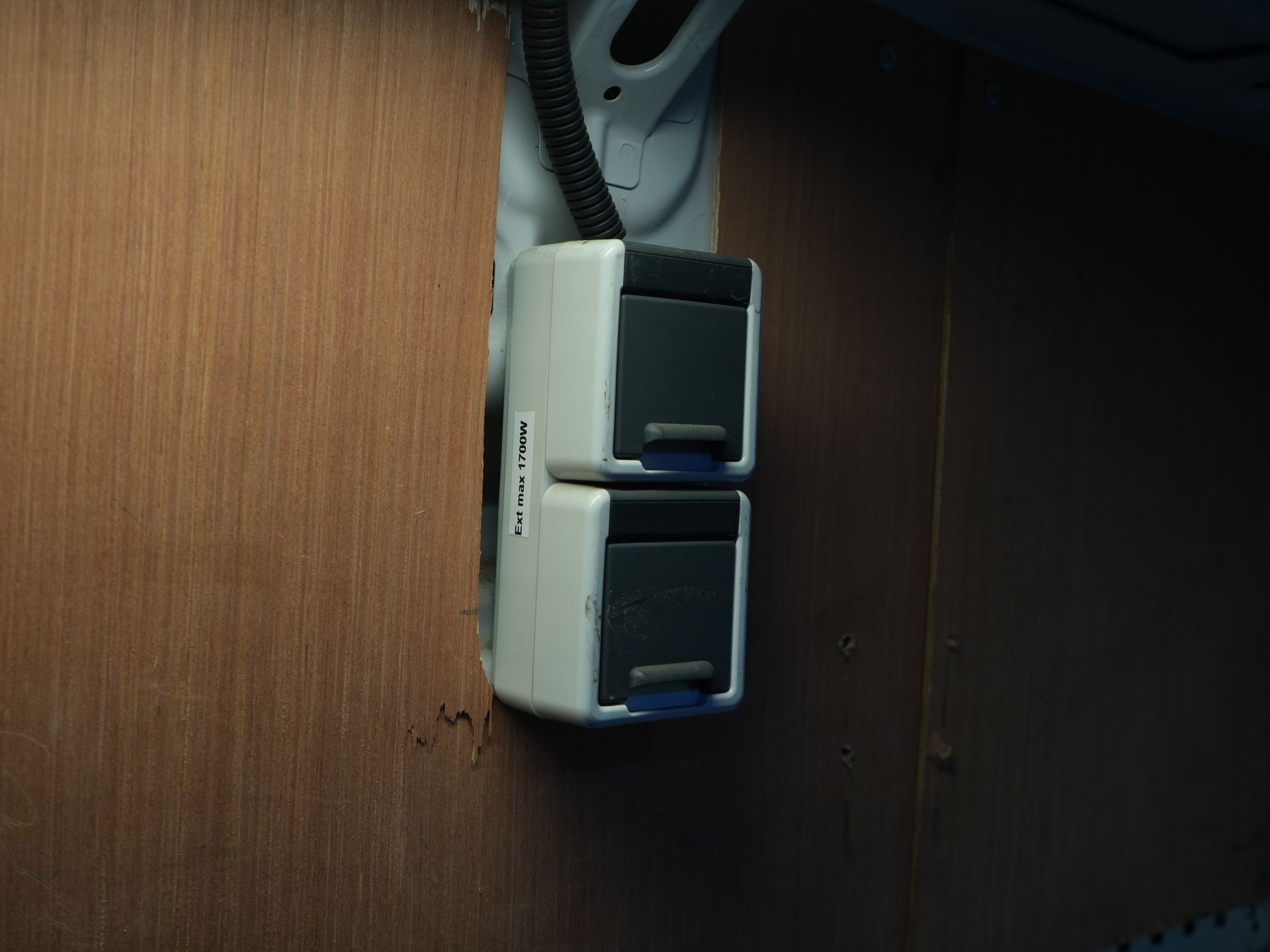 Volkswagen Crafter Van 2.0 TDI 180 ch L3H3 270Gr. Portes/ Sièges Gev. Sièges/ Galerie de toit/ Chauffage au sol/ Carplay/ Croisière/ Crochet d'attelage