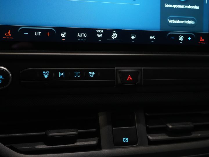 Ford E-Transit Custom Trasporto passeggeri 320 km WLTP L2 Combi/ 9 posti/ LED/ Riscaldamento autonomo/ Sedili riscaldati/ Volante riscaldato/ CarPlay/ Telecamera/ Climatizzatore/ PDC/ Cruise control