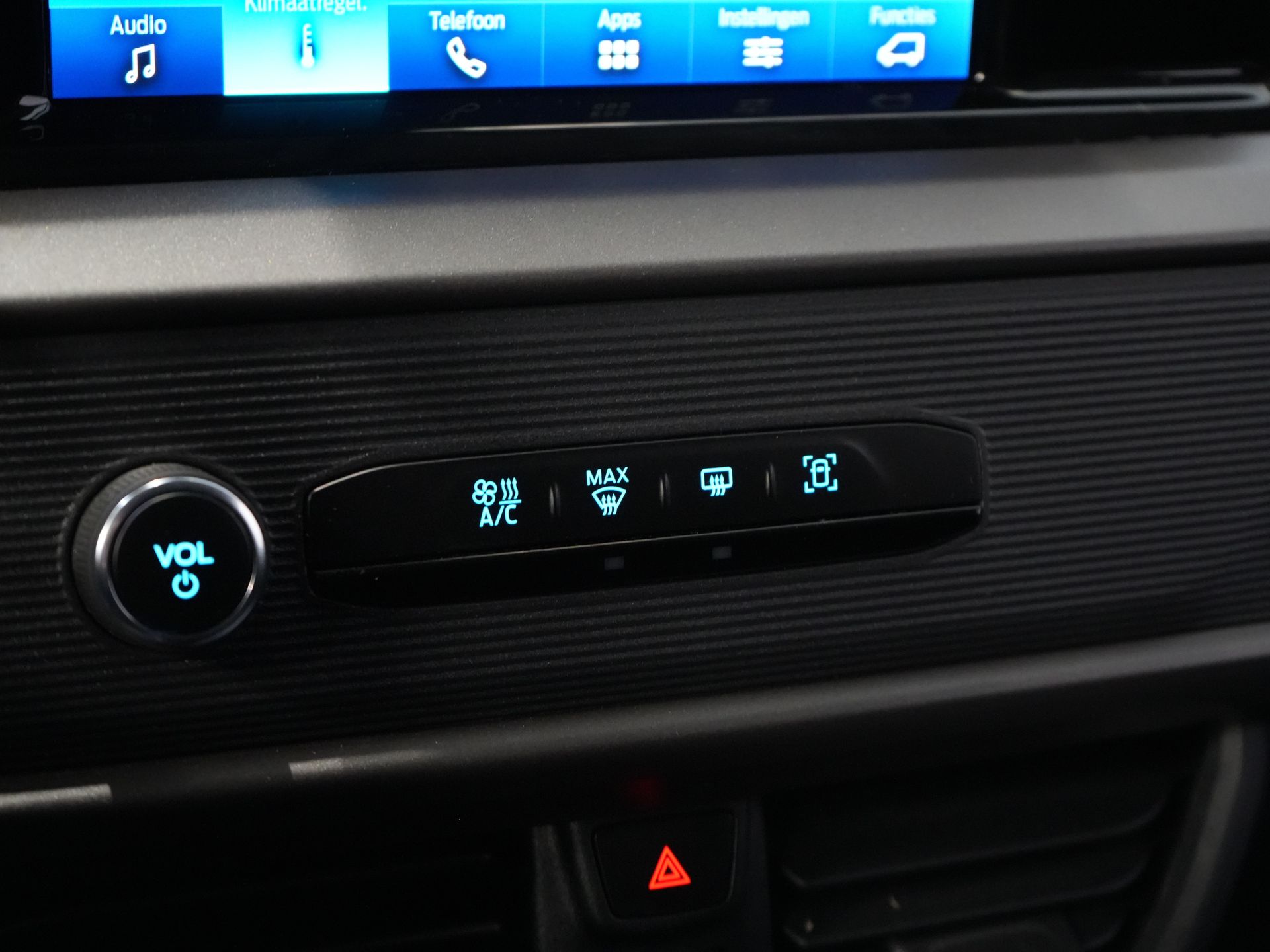 Ford Transit Courier Van 1.0 Trend 100 KM BENZYNA BPM GRATIS! Gwarancja 05-2029/ Carplay/ Virtual Cockpit/ Airco/ Cruise