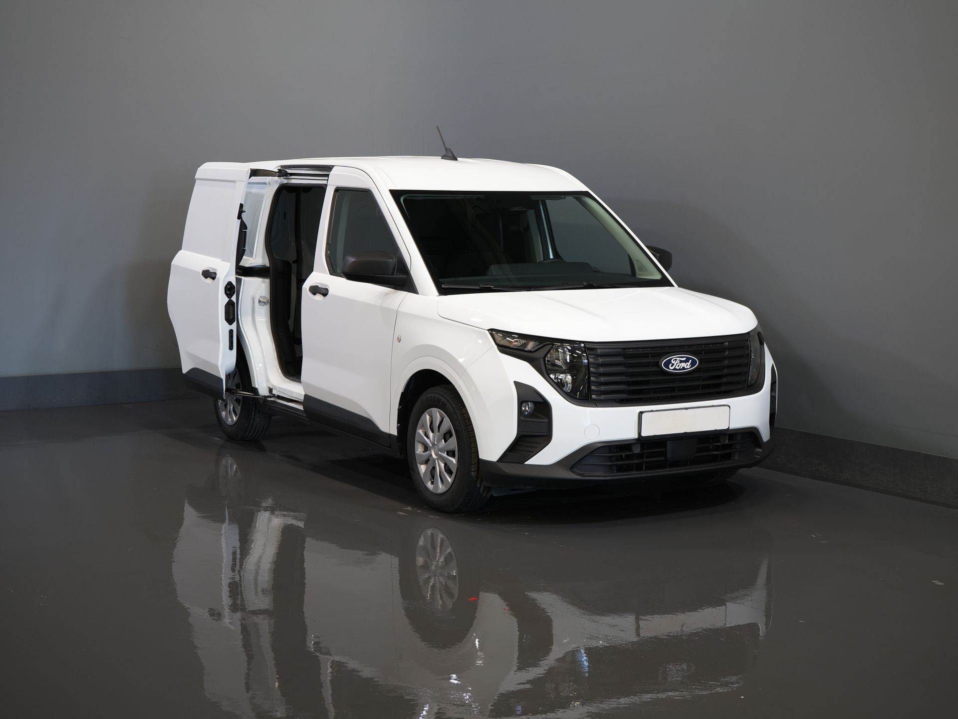 Ford Transit Courier Van 1.0 Trend 100 KM BENZYNA BPM GRATIS! Gwarancja 05-2029/ Carplay/ Virtual Cockpit/ Airco/ Cruise