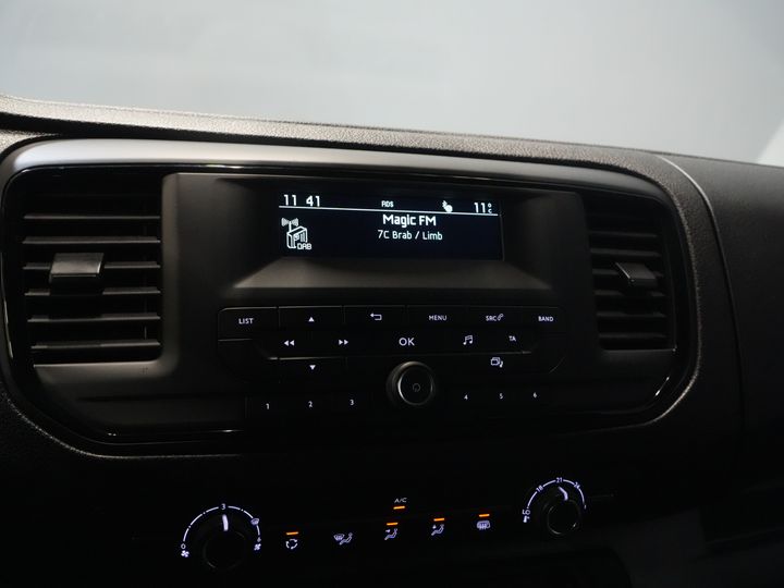 Fiat Scudo Van 2.0 MJ 145 KM Aut. L3 Wnętrze/ Ogrzewanie postojowe/ Ogrzewanie siedzeń/ Tempomat/ Klimatyzacja/ Hak holowniczy