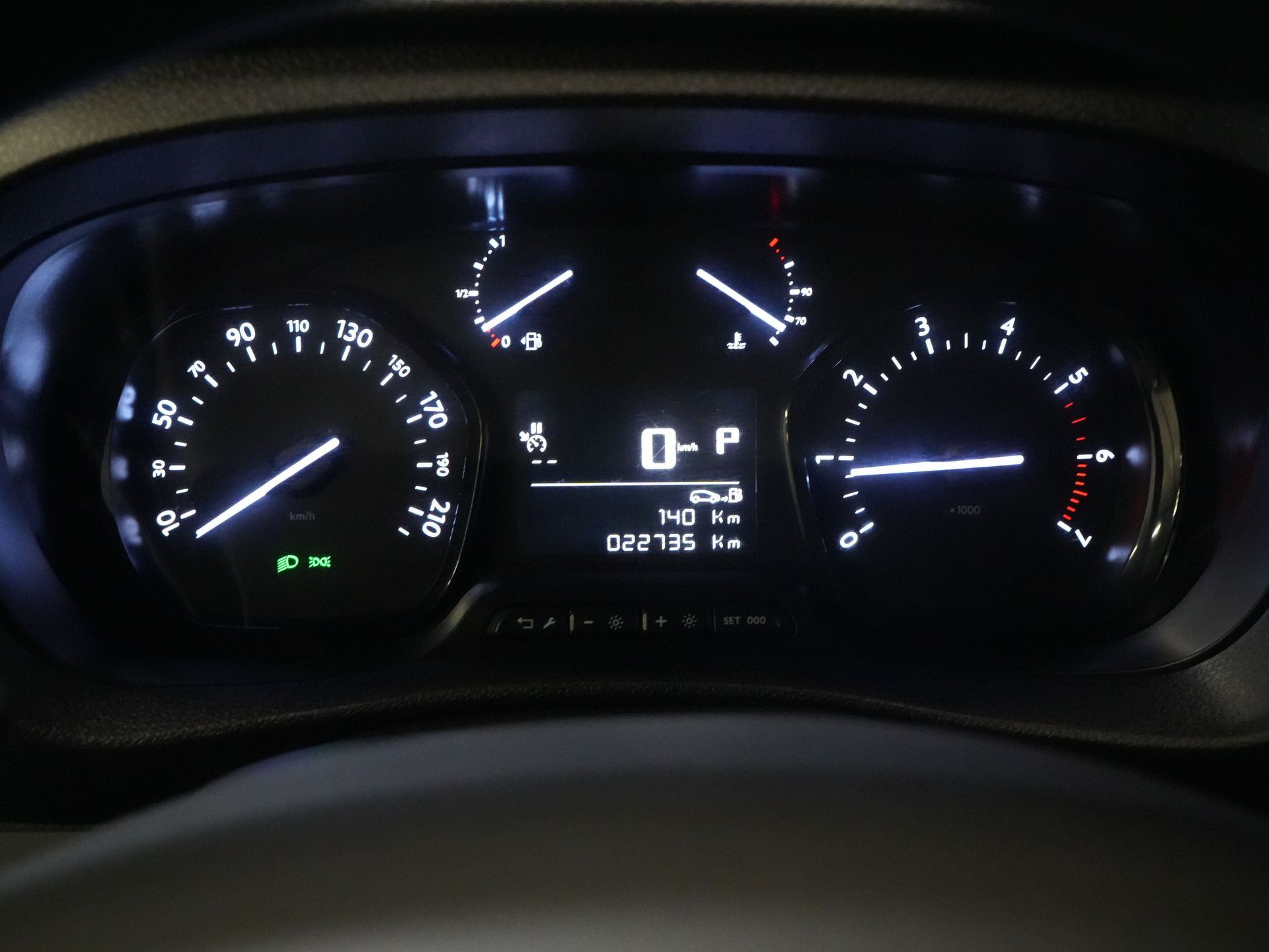 Fiat Scudo Van 2.0 MJ 145 KM Aut. L3 Wnętrze/ Ogrzewanie postojowe/ Ogrzewanie siedzeń/ Tempomat/ Klimatyzacja/ Hak holowniczy