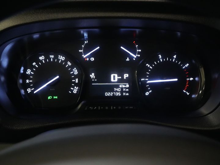 Fiat Scudo Van 2.0 MJ 145 KM Aut. L3 Wnętrze/ Ogrzewanie postojowe/ Ogrzewanie siedzeń/ Tempomat/ Klimatyzacja/ Hak holowniczy