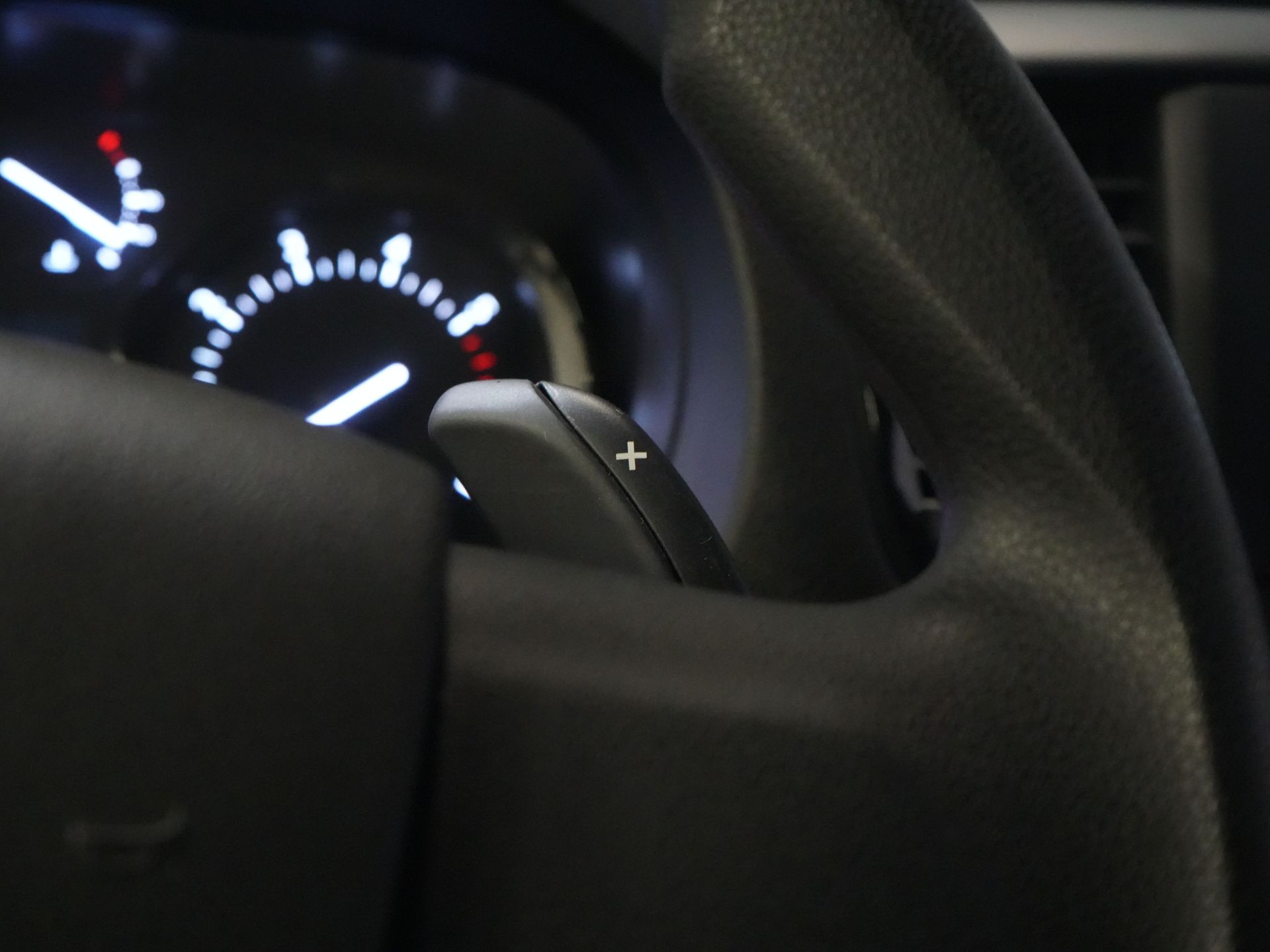 Fiat Scudo Van 2.0 MJ 145 KM Aut. L3 Wnętrze/ Ogrzewanie postojowe/ Ogrzewanie siedzeń/ Tempomat/ Klimatyzacja/ Hak holowniczy