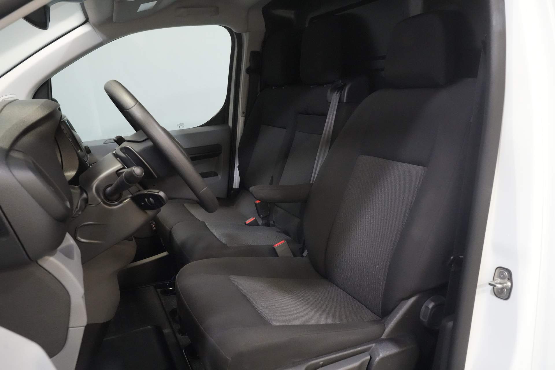 Fiat Scudo Van 2.0 MJ 145 hp Aut. L3 Innenraum/ Standheizung/ Sitzheizung/ Cruise/ Klimaanlage/ Abschlepphaken