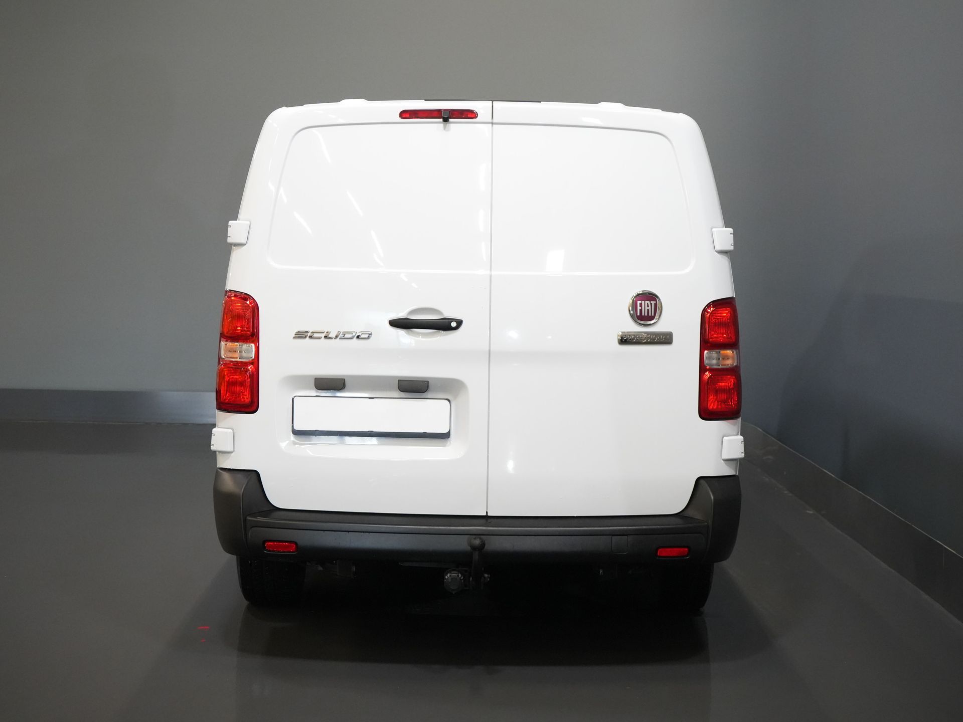 Fiat Scudo Van 2.0 MJ 145 KM Aut. L3 Wnętrze/ Ogrzewanie postojowe/ Ogrzewanie siedzeń/ Tempomat/ Klimatyzacja/ Hak holowniczy