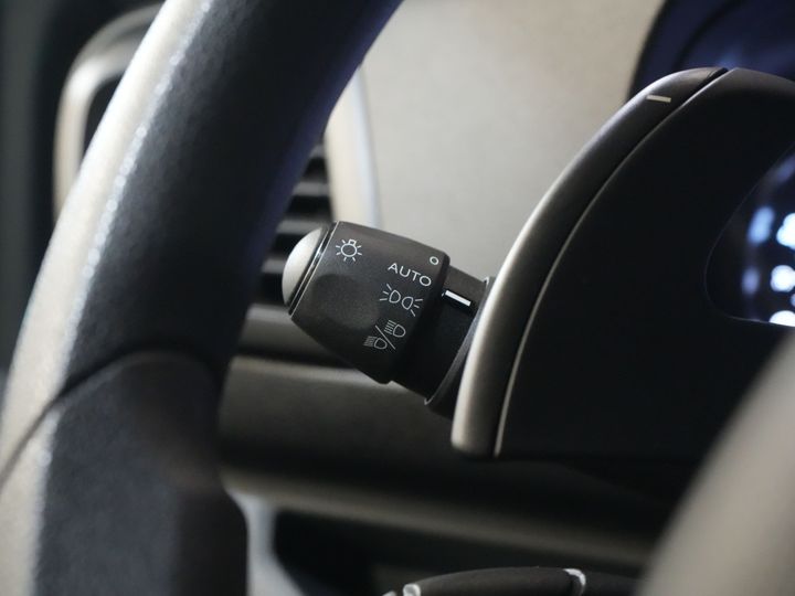 Fiat Scudo Van 2.0 MJ 145 KM Aut. L3 Wnętrze/ Ogrzewanie postojowe/ Ogrzewanie siedzeń/ Tempomat/ Klimatyzacja/ Hak holowniczy