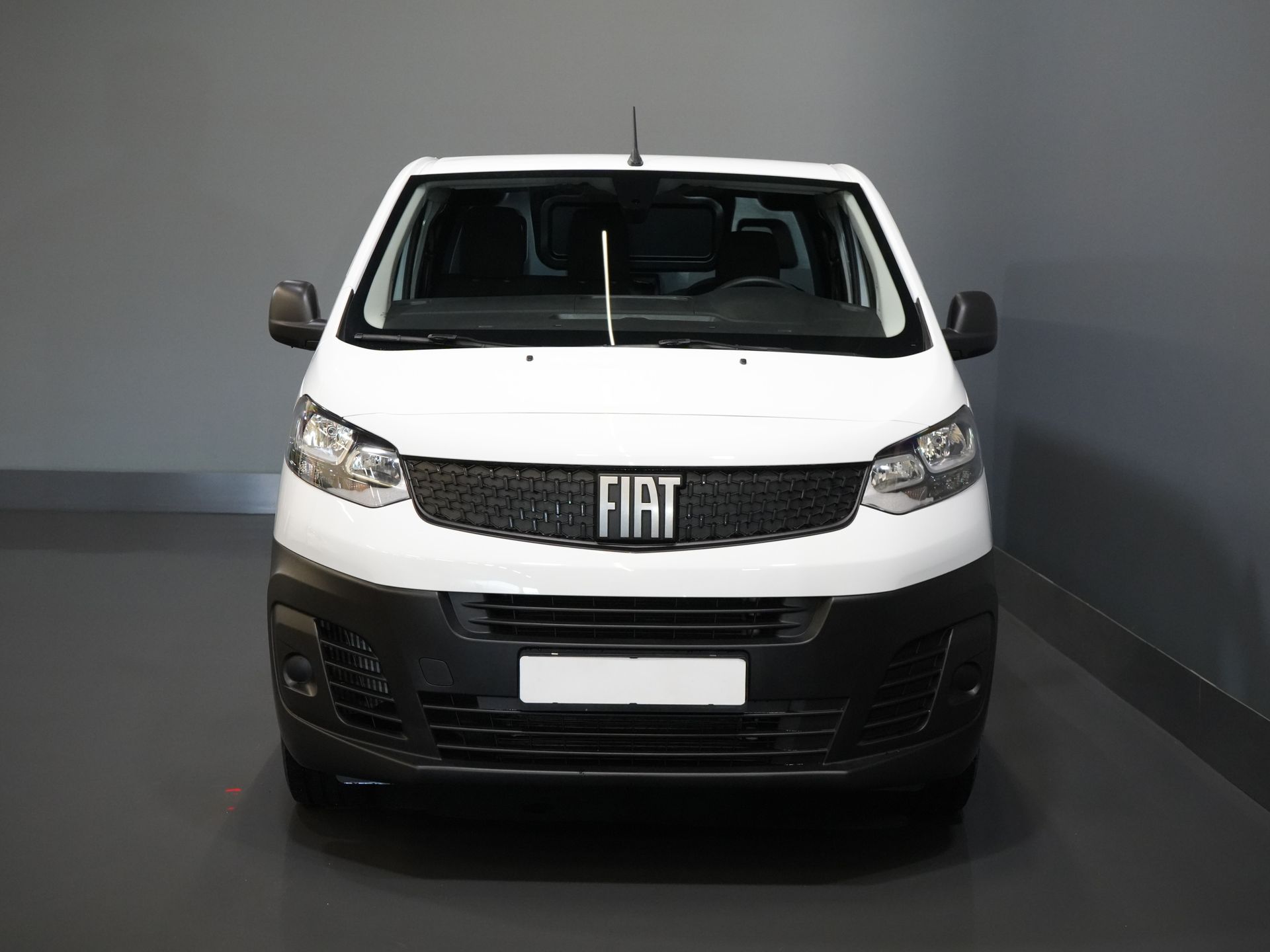 Fiat Scudo Bestelbus 2.0 MJ 145 pk Aut. L3 Inrichting/ Standkachel/ Stoelverw./ Cruise/ Airco/ Trekhaak
