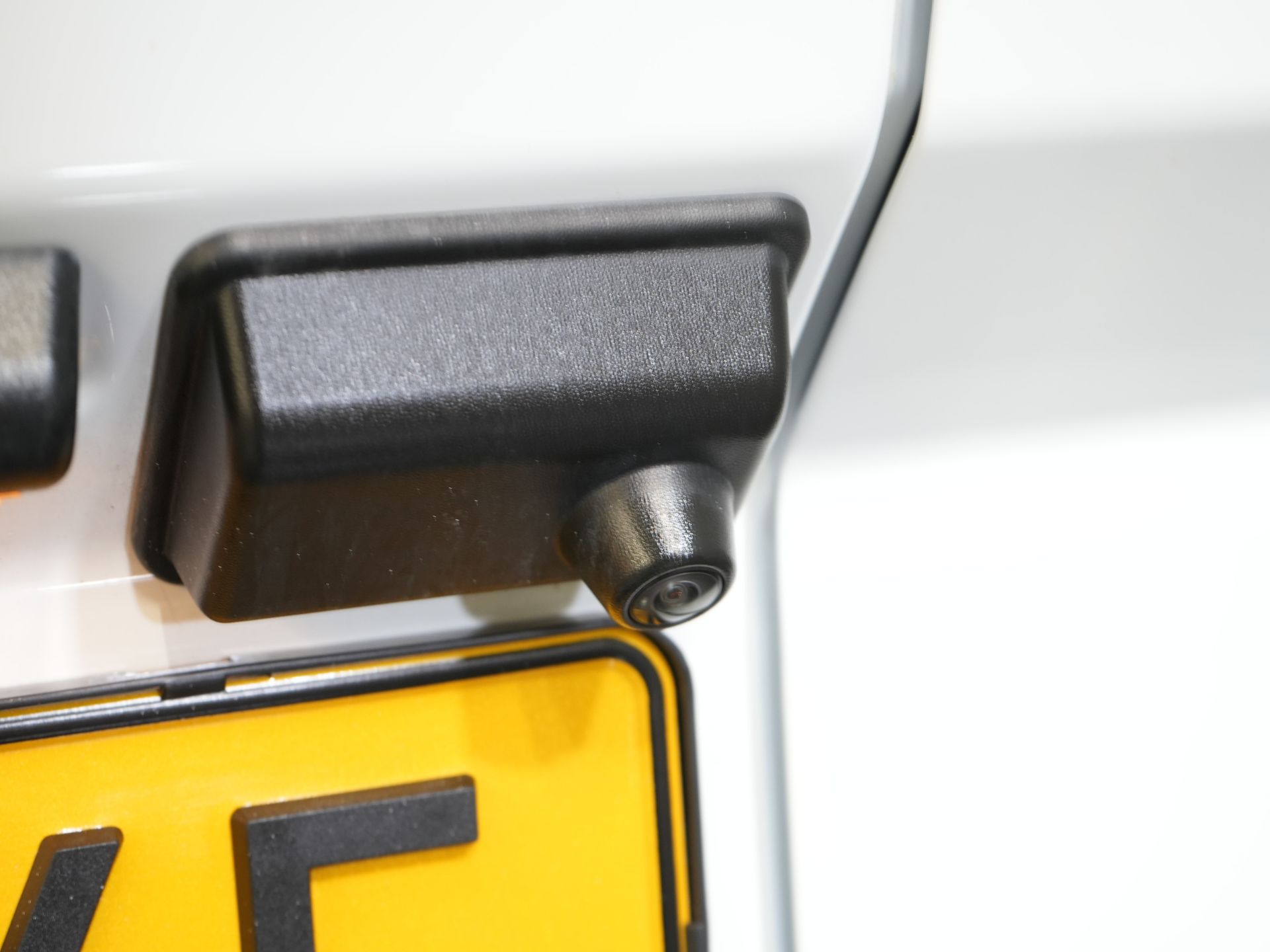 Ford Transit Custom Van 2.0 TDCI 135 cv LED/ Carplay/ 2.8t Remolqueverm./ Direcciónverm./ Stoelverw./ Clima/ Cámara/ Crucero/ PDC