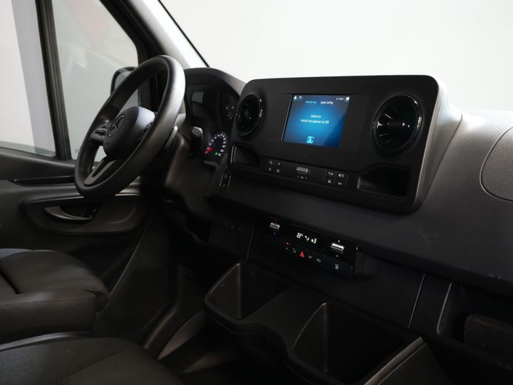 Mercedes-Benz Sprinter Furgoneta 317 CDI Aut. L2H2 3.5t Trekverm./ Gev.Stoel/ Standkachel/ Carplay/ Camera/ Navi/ Cruise/ DAB/ LMV/ Sidebars/ Towbar