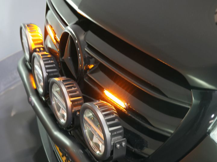 Mercedes-Benz Sprinter Furgoneta 317 CDI Aut. L2H2 3.5t Trekverm./ Gev.Stoel/ Standkachel/ Carplay/ Camera/ Navi/ Cruise/ DAB/ LMV/ Sidebars/ Towbar