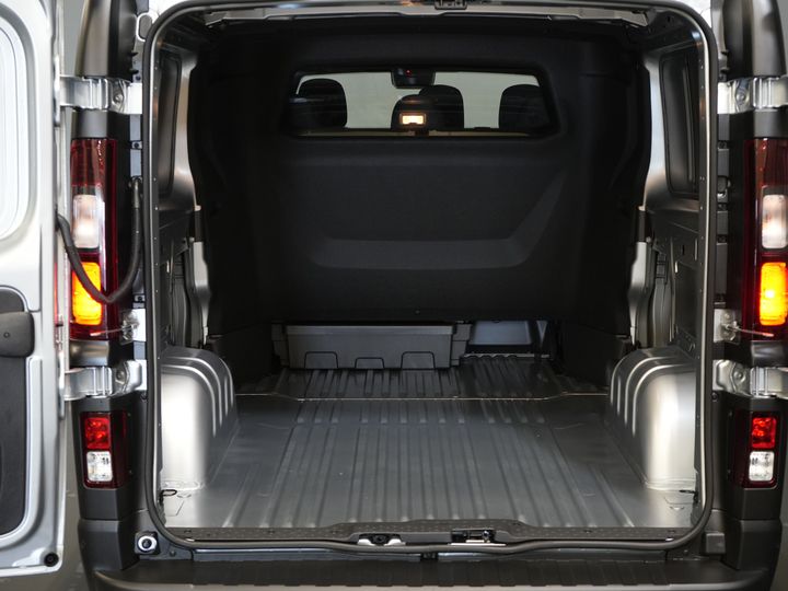 Renault Trafic Van 2.0 dCi 130 hp L2 BPM FREE! DC Doppelkabine LED/ 2x Schiebetür/ Navi/ Carplay/ Kamera/ PDC/ Tempomat
