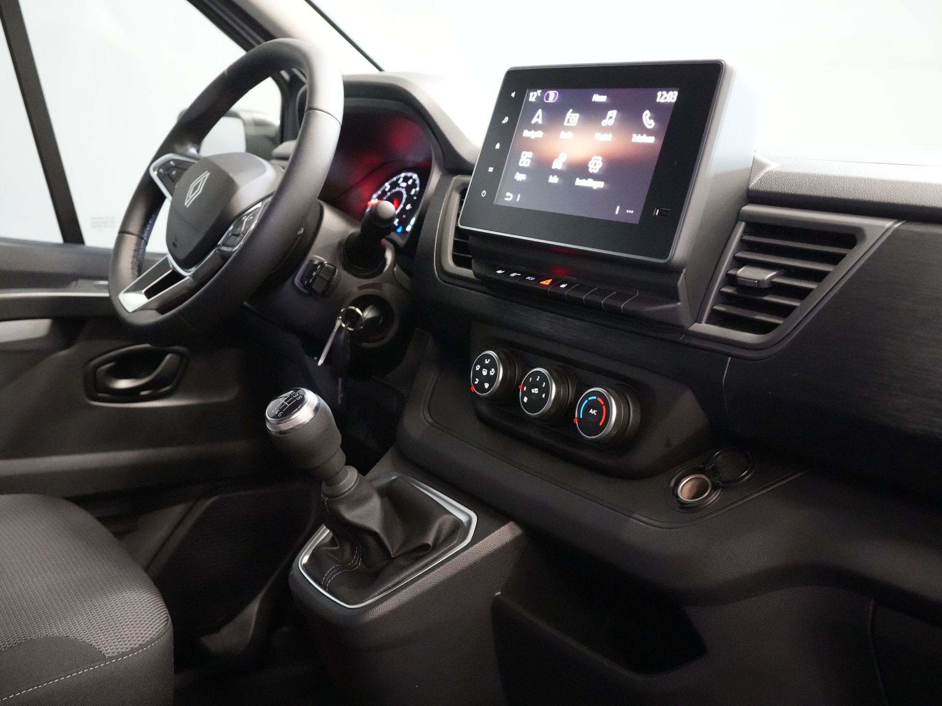 Renault Trafic Van 2.0 dCi 130 hp L2 BPM FREE! DC Doppelkabine LED/ 2x Schiebetür/ Navi/ Carplay/ Kamera/ PDC/ Tempomat