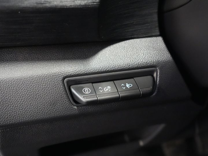 Renault Trafic Van 2.0 dCi 130 hp L2 BPM FREE! DC Doppelkabine LED/ 2x Schiebetür/ Navi/ Carplay/ Kamera/ PDC/ Tempomat