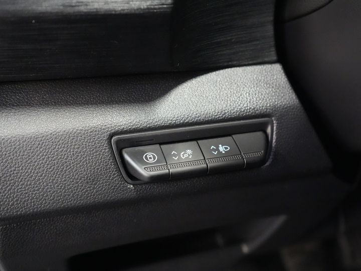 Renault Trafic Van 2.0 dCi 130 hp L2 BPM FREE! DC Doppelkabine LED/ 2x Schiebetür/ Navi/ Carplay/ Kamera/ PDC/ Tempomat